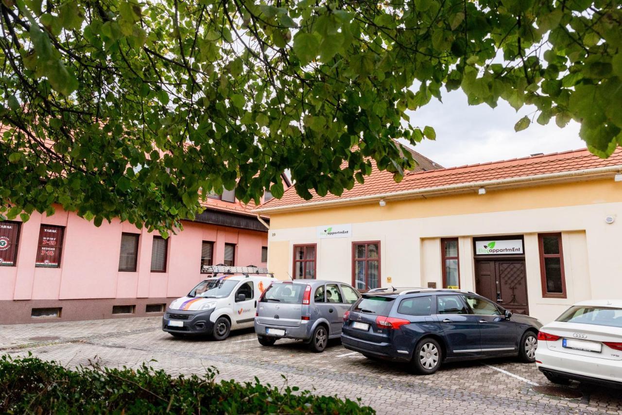 Eco-Studio Mosonmagyaróvár Exteriör bild