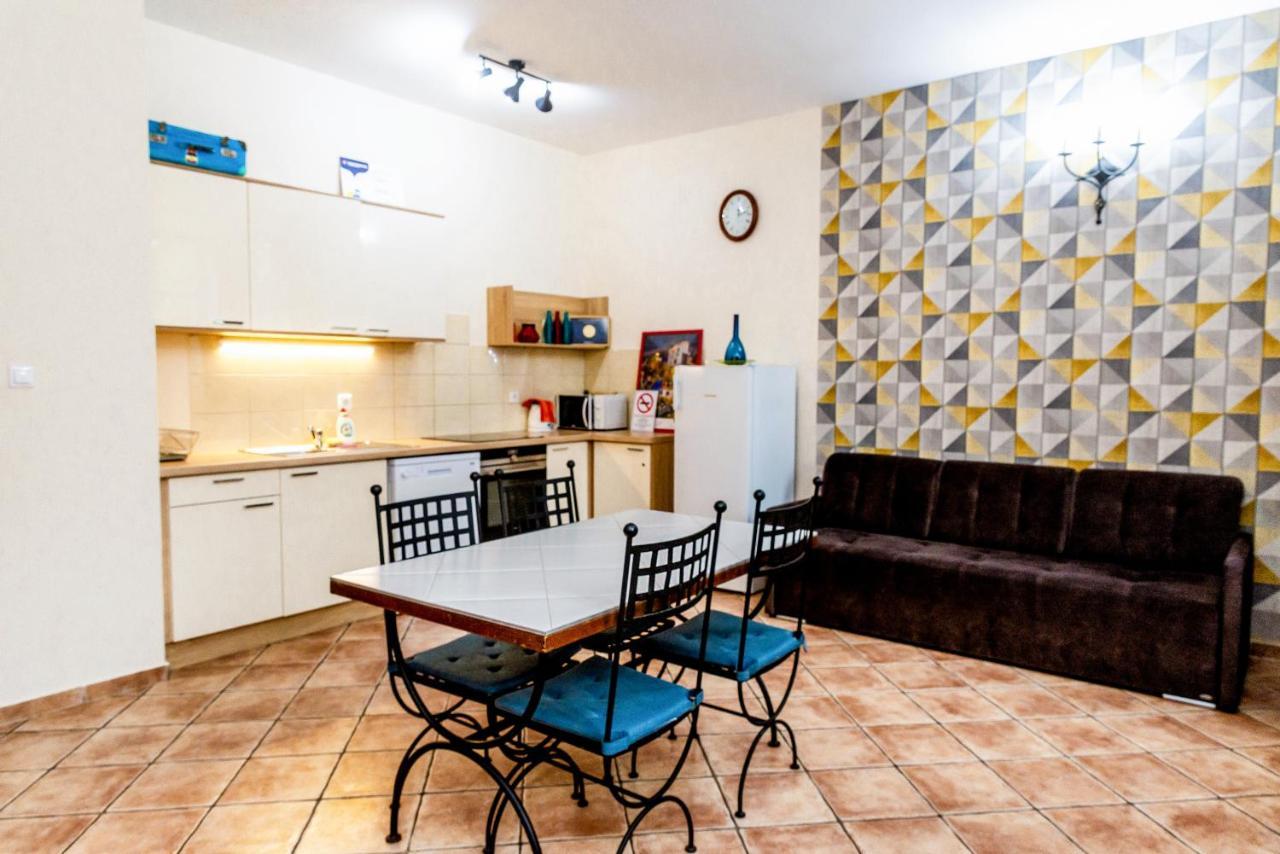 Eco-Studio Mosonmagyaróvár Exteriör bild